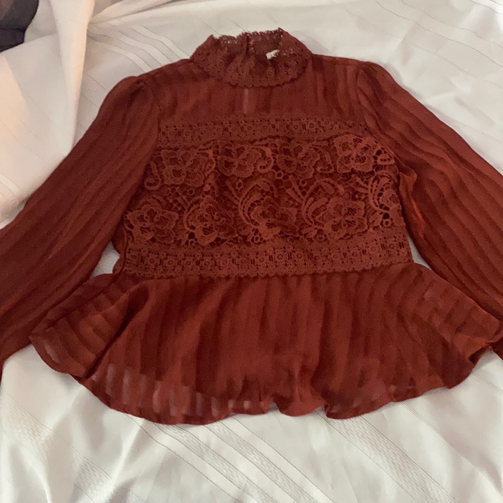 Gorgeous Rust color Blouse with lace detail
